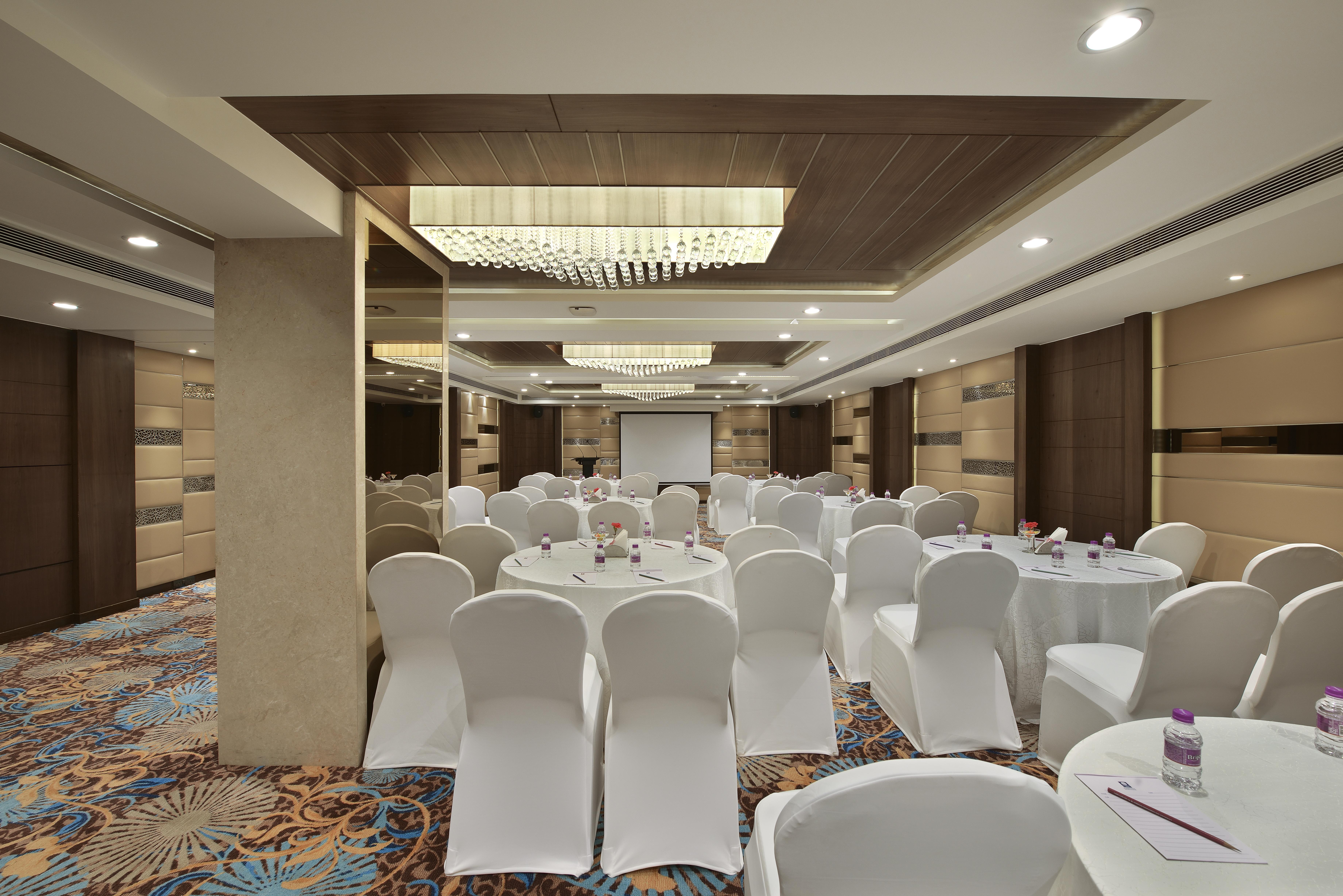 Hotel Heritage Formerly Known As Comfort Inn Heritage Mumbai Exterior photo