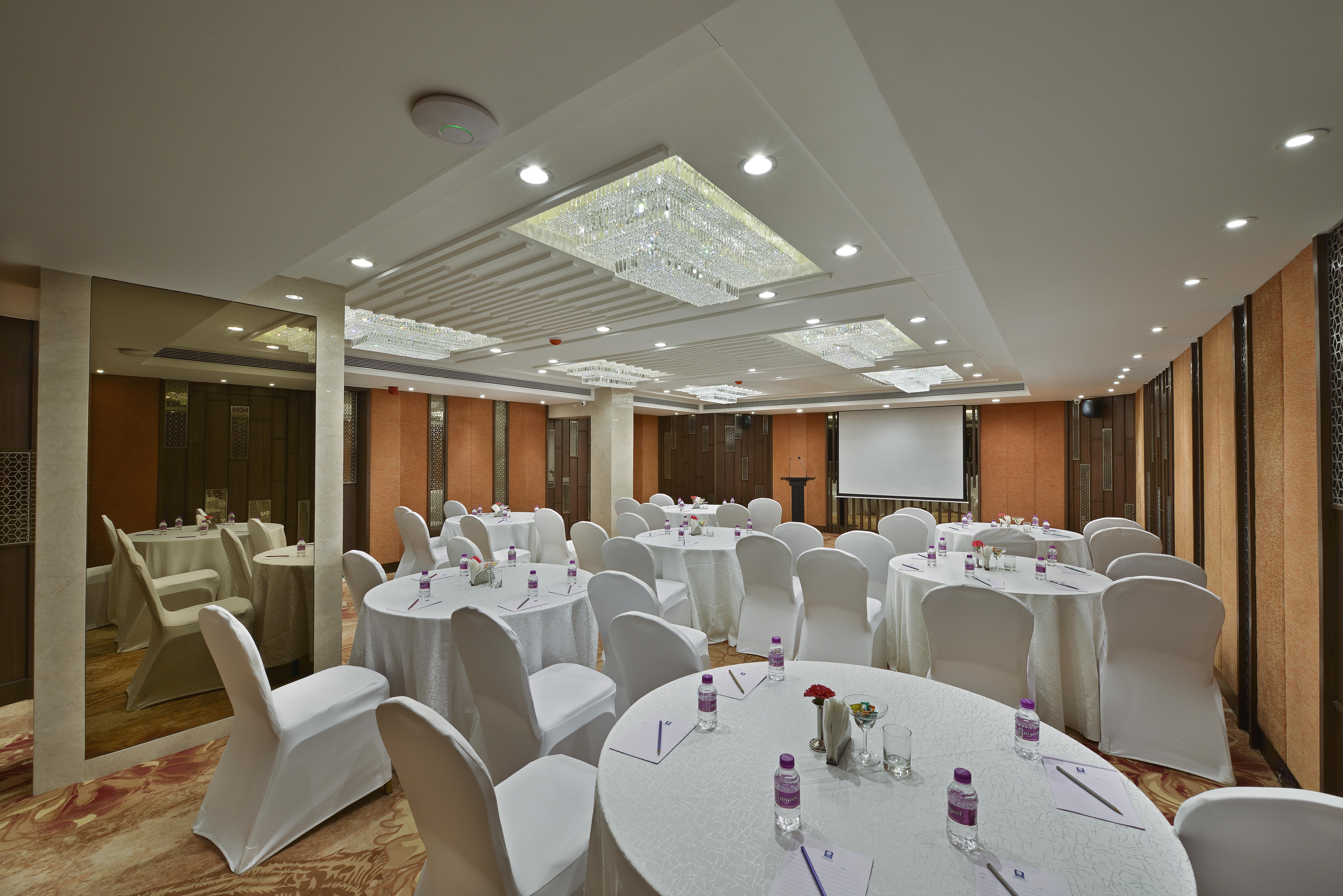 Hotel Heritage Formerly Known As Comfort Inn Heritage Mumbai Exterior photo